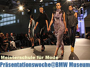 Deutsche Meisterschule für Mode. Präsentationswoche mit Kollektionsmodenschau 2011 im BMW Museum 20.-24.07.2011 Thema "Persönlichkeit - Was bewegt uns - was bewegen wir?" Kollektionsmodenschau am 20.07. (Foto. MartiN Schmitz)